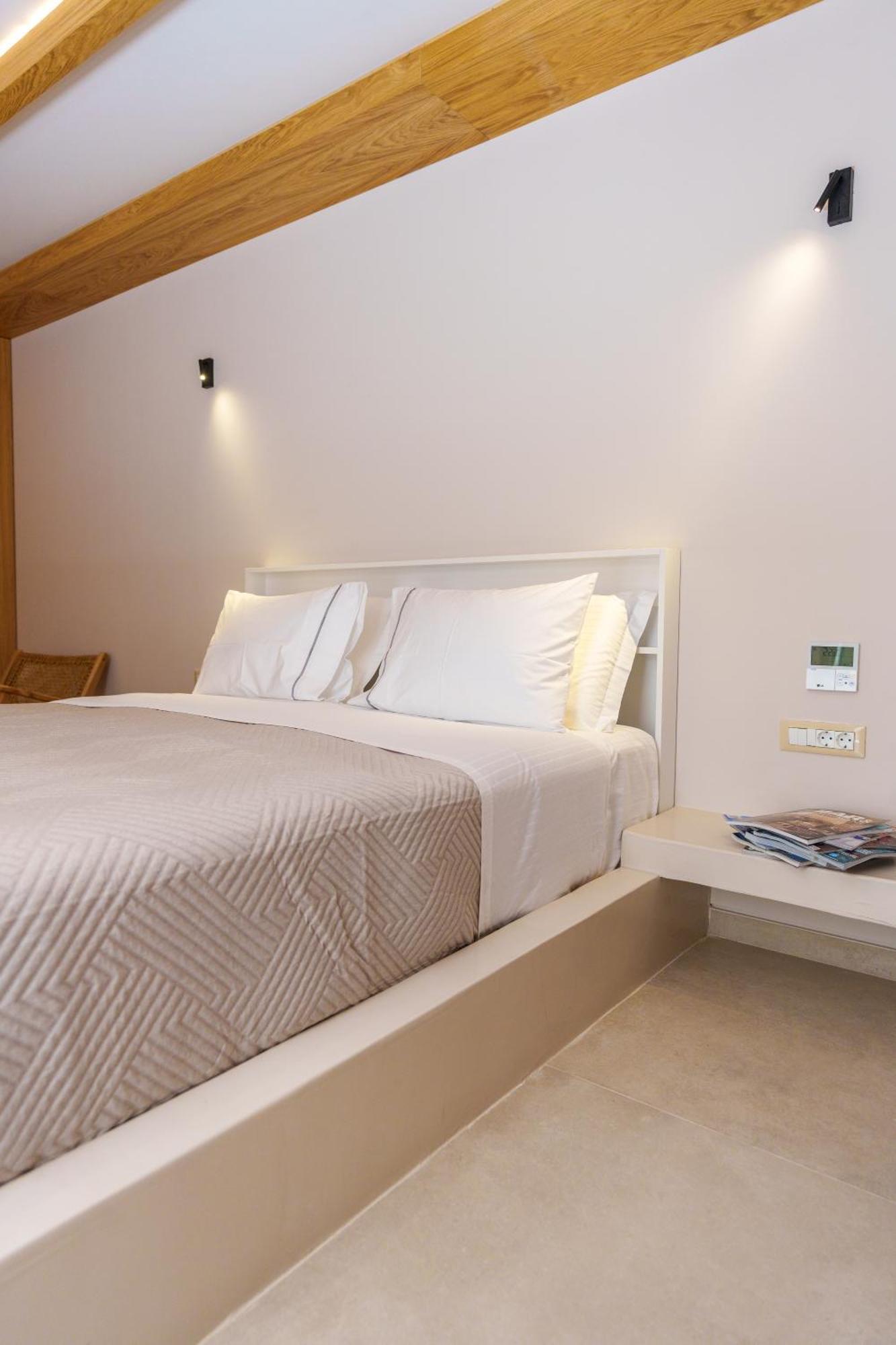 Halo Santorini - Living Experience Βίλα Καρτεράδος Εξωτερικό φωτογραφία